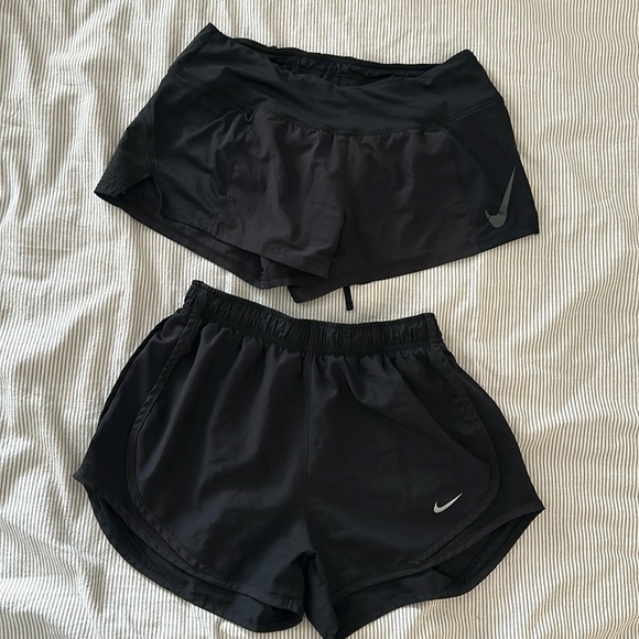 Nike shorts - Picture 1 of 2